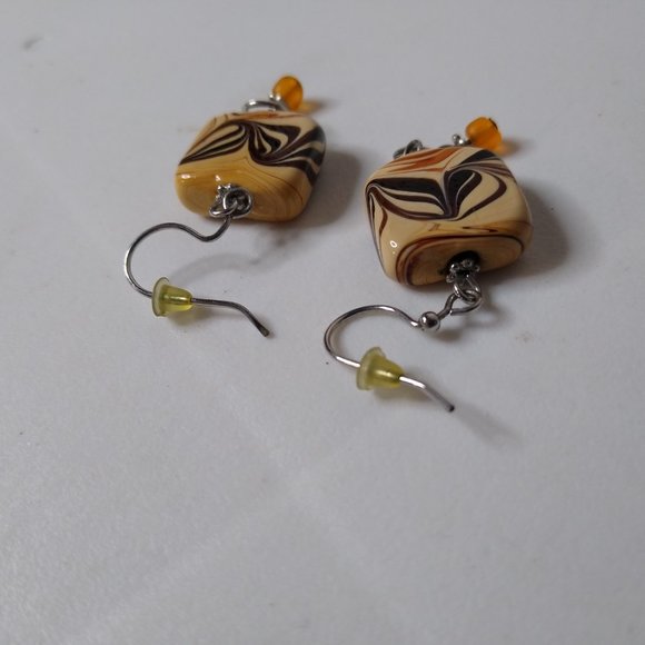 Vintage Square Bead Dangle Earrings - Picture 10 of 10